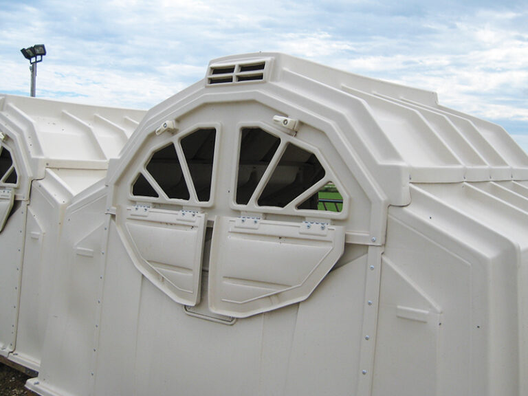 9' x 8' Group Double Calf Hutch Plastic CalfTel